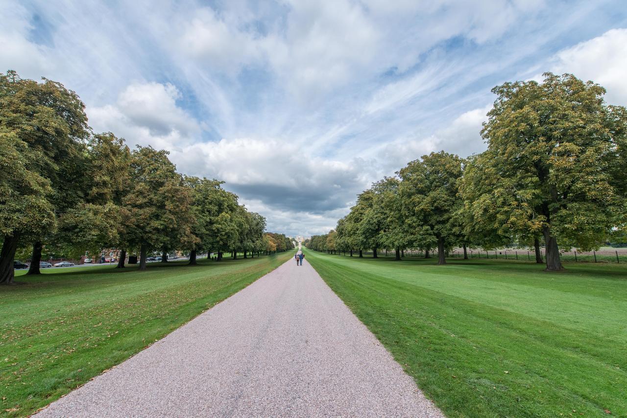 Central Windsor Apartment Facing The Castle Esterno foto